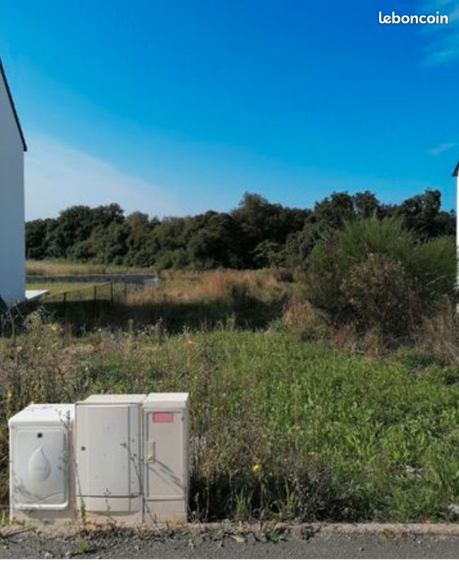Terrain constructible viabilisé · à Inzinzac-Lochrist · 76 000 €