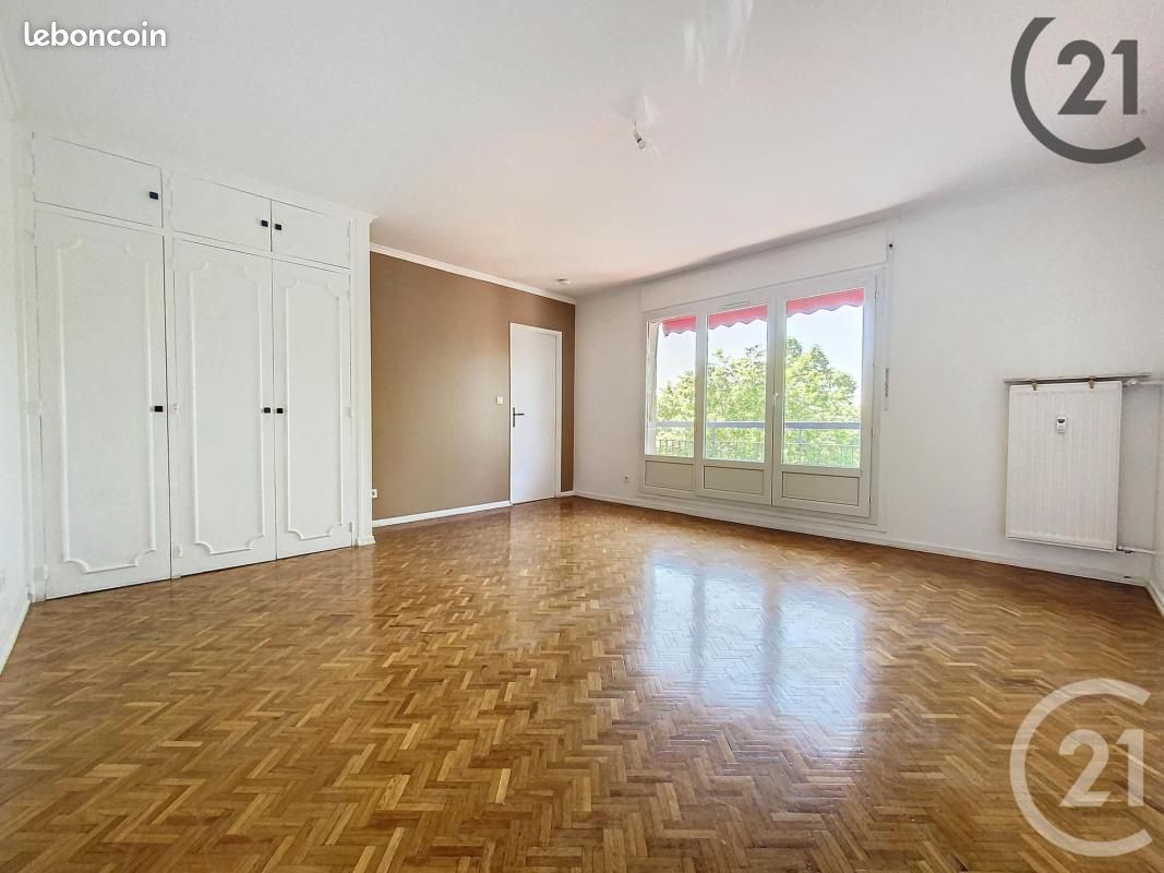 Appartement 2 pièces 50 m² · à Châlons-en-Champagne · 50 m² · 630 €