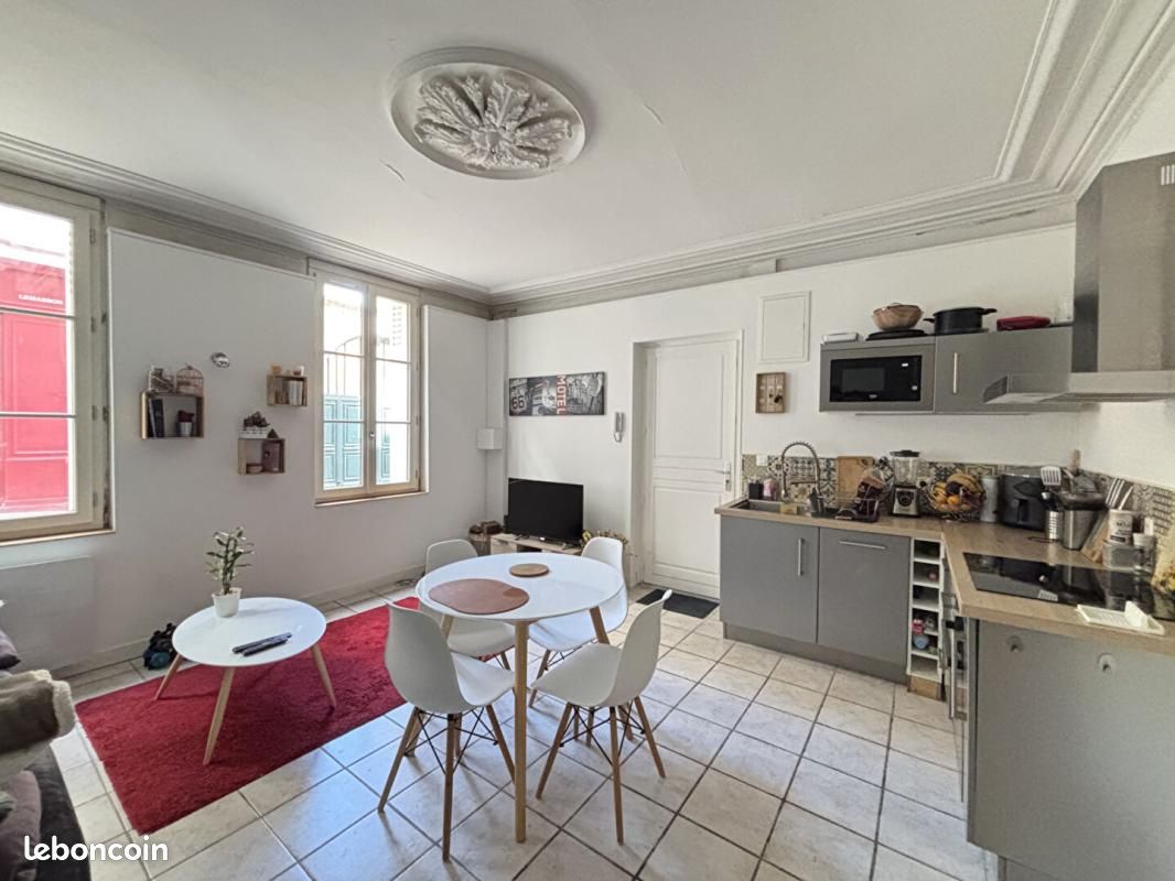 Appartement 2 pièces 42 m² · à Poitiers · 42 m² · 120 000 €