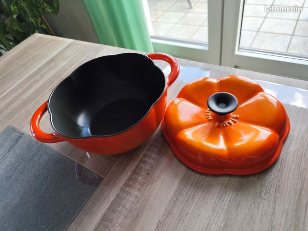 Staub - Cocotte fait tout (1) - Art déco - Fonte émaillée