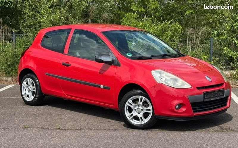 Renault clio 3 1.2 75 ch (image 1)