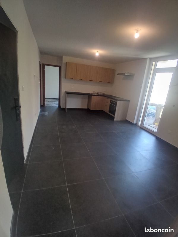 Appartement 3 pièces 60 m² · à Magland · 60 m² · 900 €/mois
