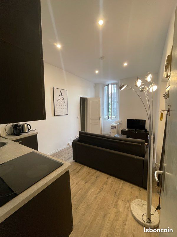 Appartement 1 pièce 18 m² · à Vallauris · 18 m² · 730 €/mois