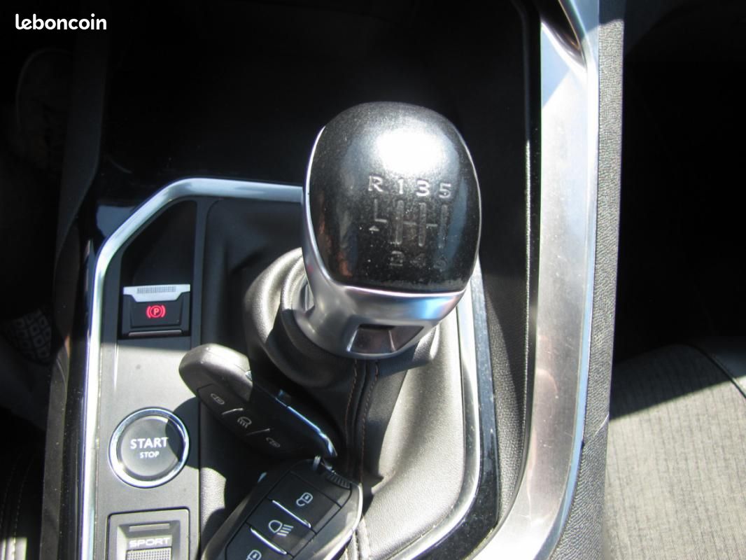 Peugeot 3008 II 1.5 BLUEHDI 130 S&S GT LINE (image 17)