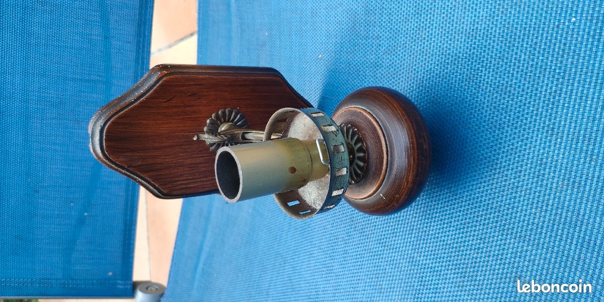 Lustre (image 1)