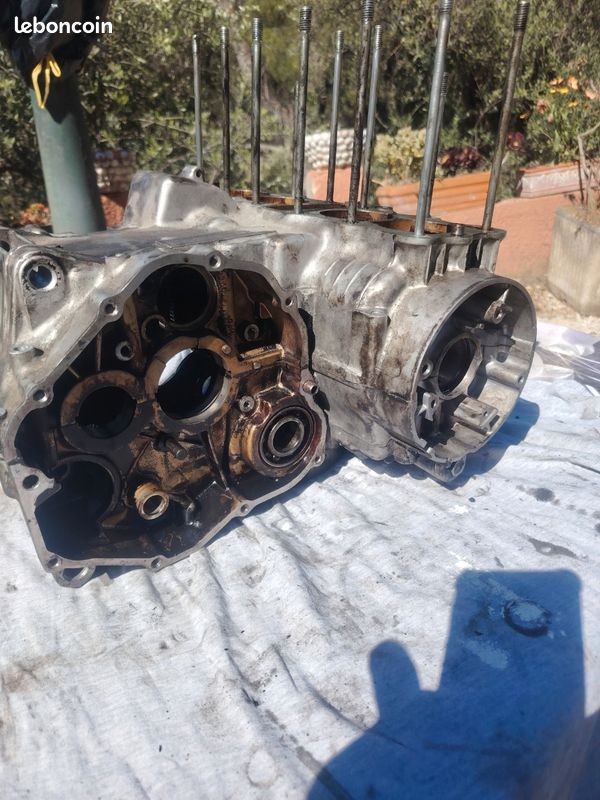 Bloc moteur Honda CB 350 Four (image 2)