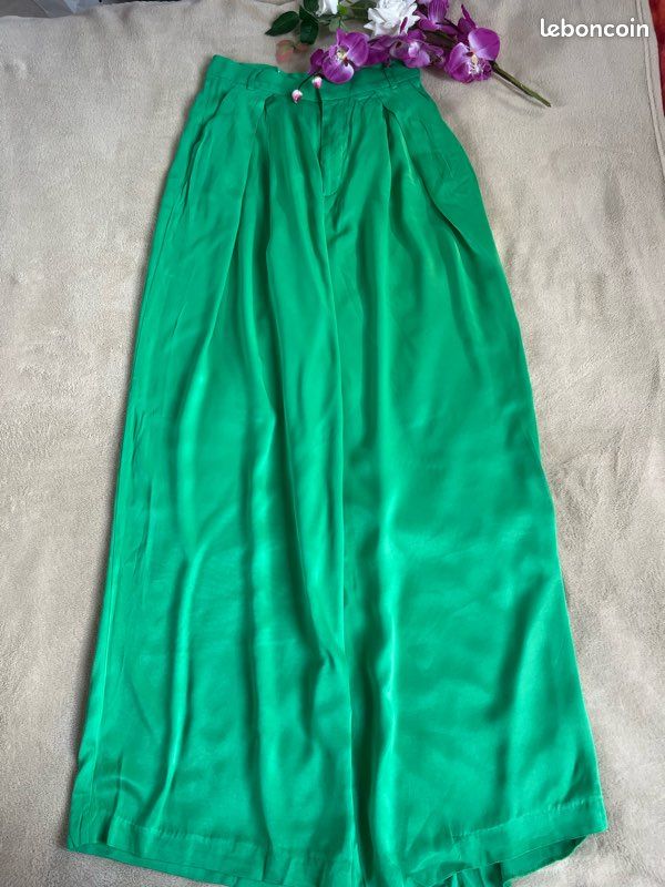Pantalon à jambes larges pour femme | Zara | Taille S (image 2)
