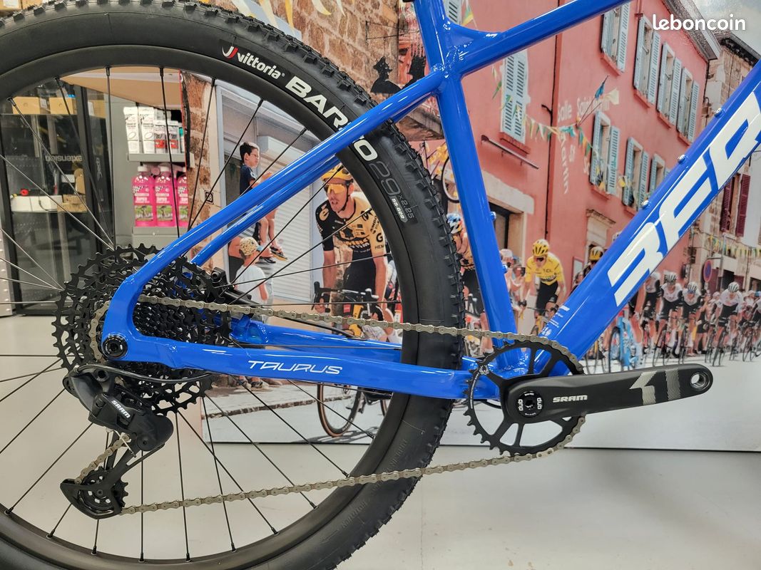 NEUF Berria Taurus ADV Sram SX 12v Taille M (image 2)