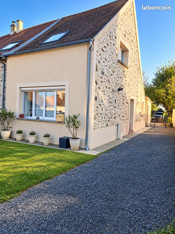 Maison 4 pièces 85 m² · à Pecqueuse · 85 m² · 310 000 €