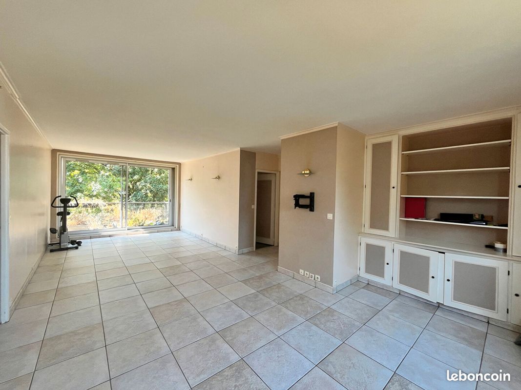 Appartement 5 pièces 80 m² · à Marly-le-Roi · 80 m² · 243 300 €