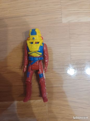 Kenner Figurines Pour Volcano Figurine Mask - Boulder Hill