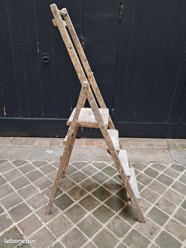 Escabeau en bois (image 5)
