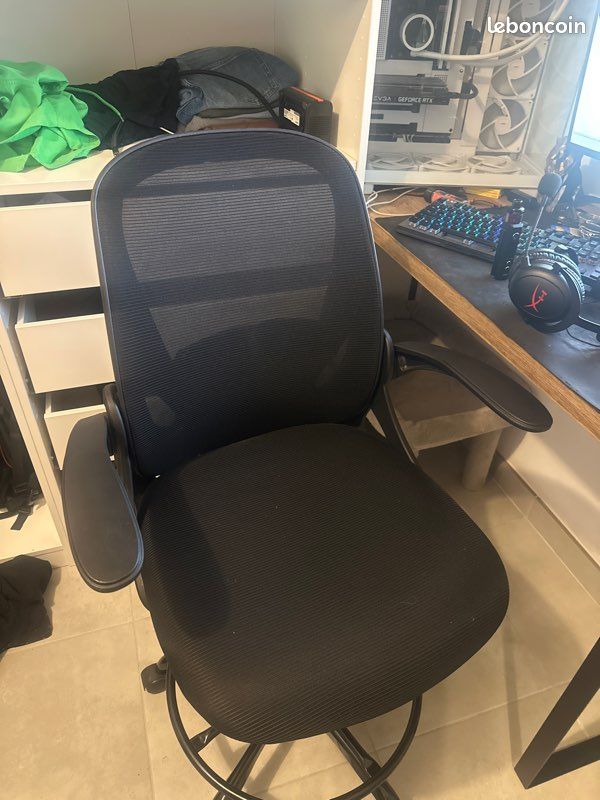 Chaise de bureau (image 1)