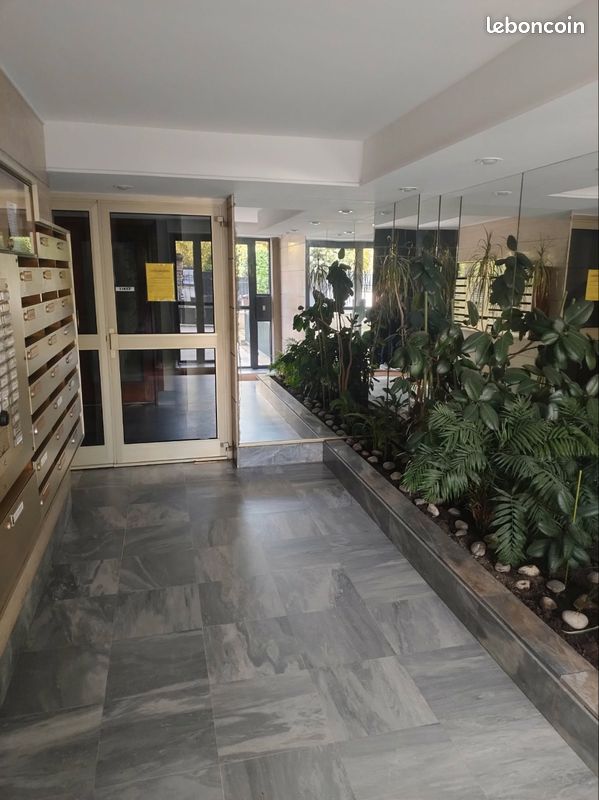 Appartement 1 pièce 12 m² · à Colombes · 12 m² · 700 €