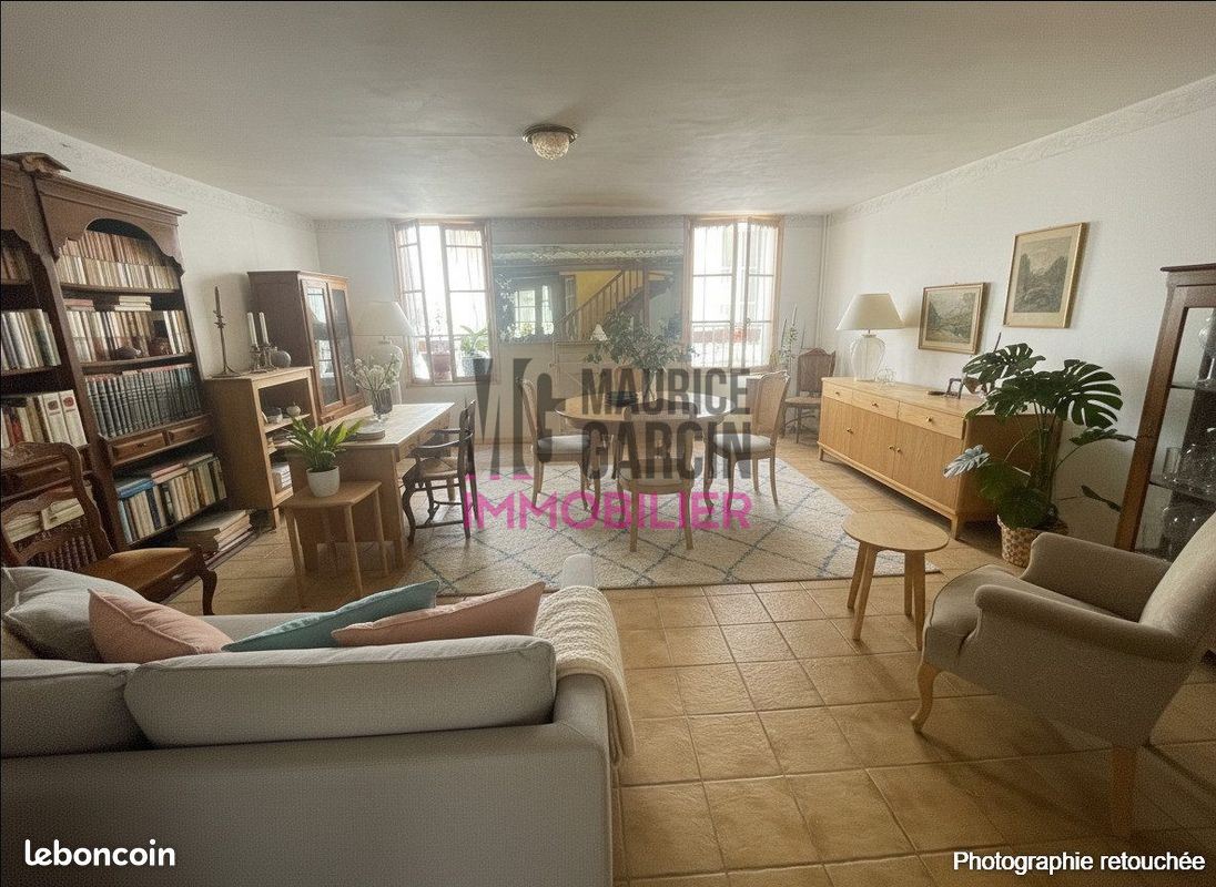 Immeuble 290 m² · à Carpentras · 290 m² · 129 600 €