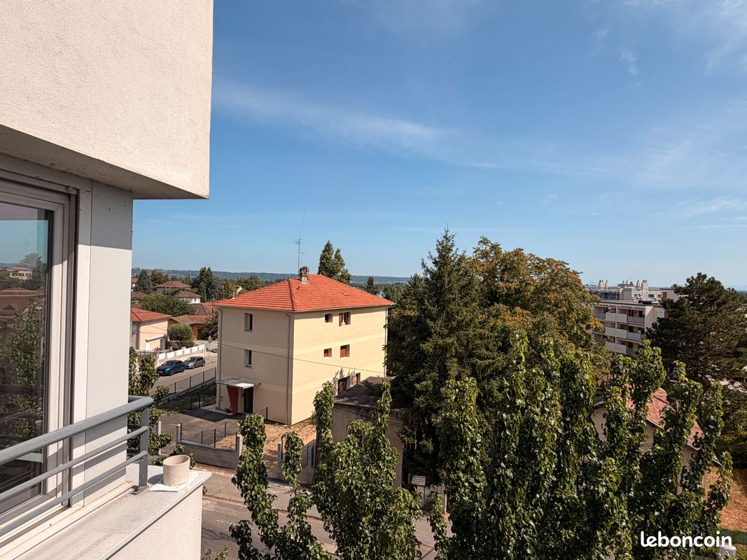 Appartement 3 pièces 60 m² · à Décines-Charpieu · 60 m² · 259 000 €