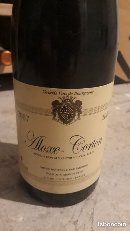 Vin rouge Aloxe Corton 2007 (image 1)