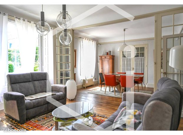 Maison 14 pièces 270 m²