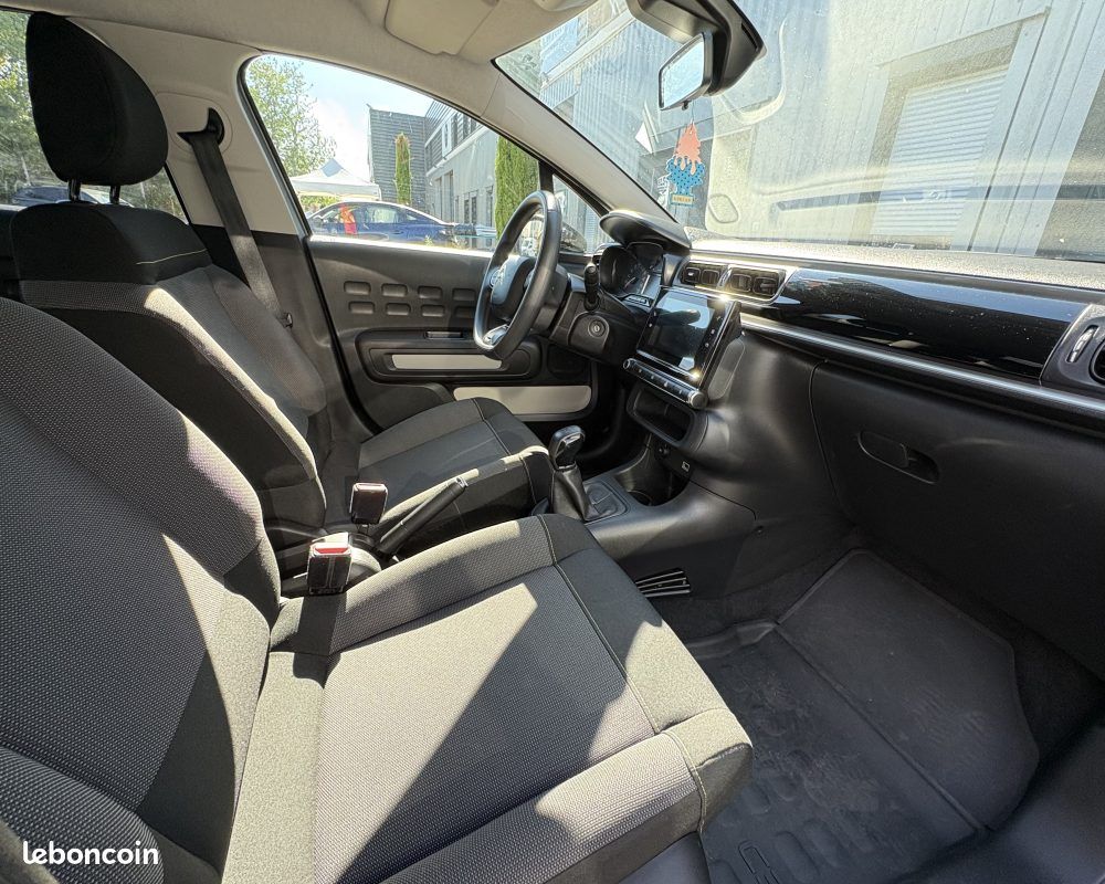 CITROEN C3 - Finition LIVE - 83 ch - DISTRIBUTION NEUVE - Entretient complet - Garantie 6 mois (image 10)