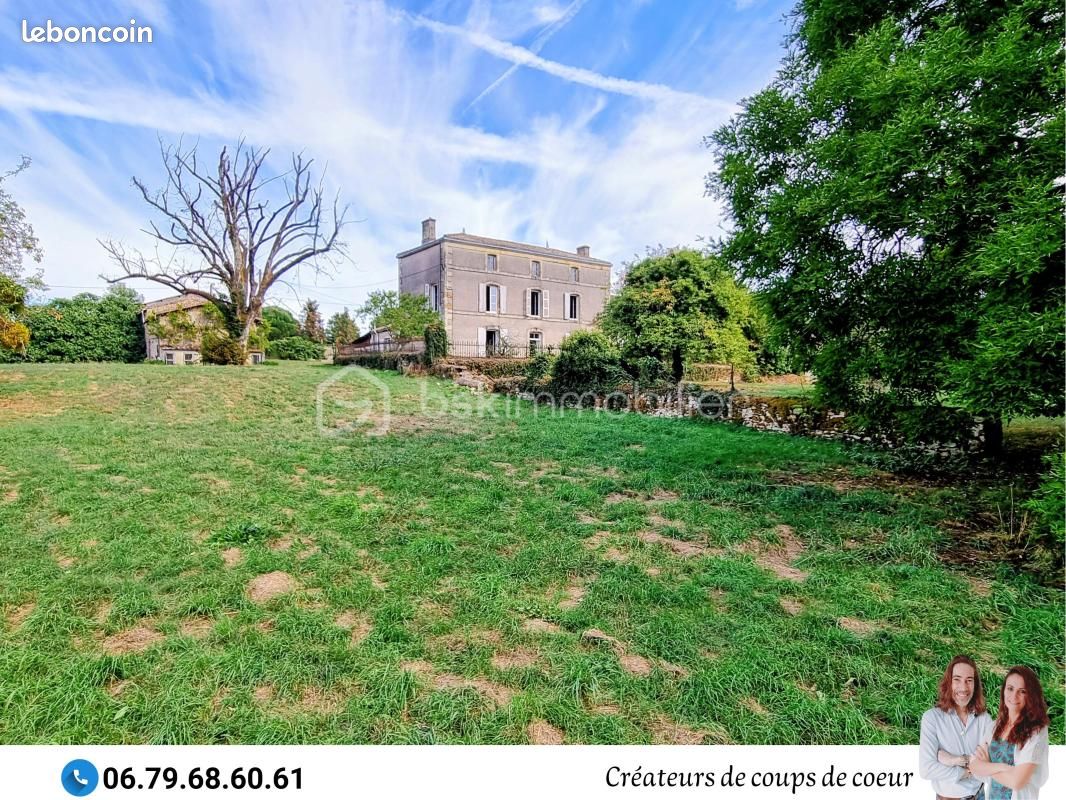 Maison 8 pièces 269 m² · à Beaussais-Vitré · 269 m² · 234 500 €