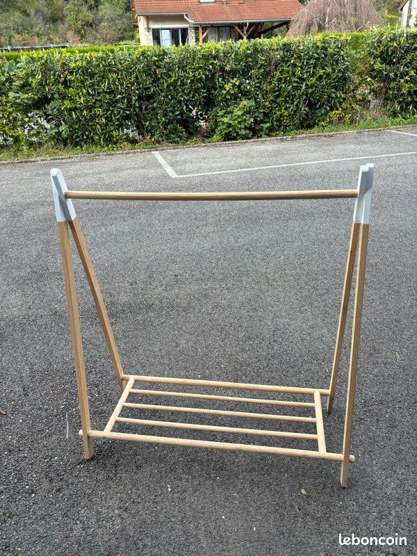Portant en bois (image 1)