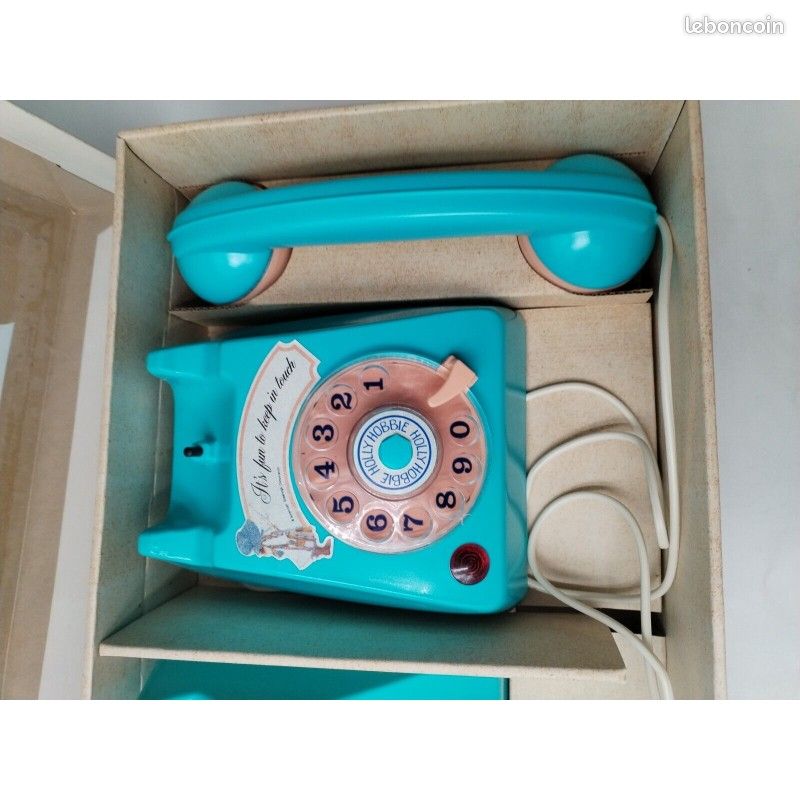 Vntage Holly Hobbe De Cast Wall Telephone, 1976 Durham ndustres