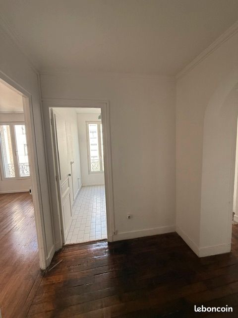 Appartement 3 pièces 54 m² · à Paris · 54 m² · 1 611 €/mois