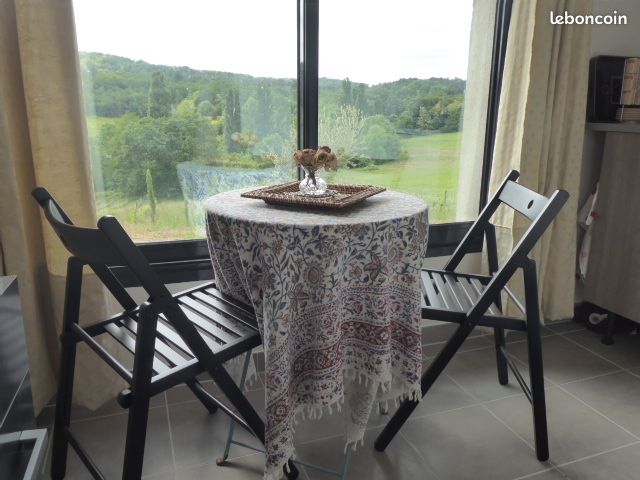 Super vue sur la vallée - Studio ideal single person/ couple ( babies welcome, we have a cot)/ or 2 friends (image 7)