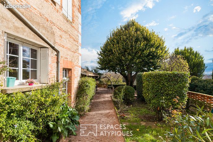 Maison 7 pièces 255 m²