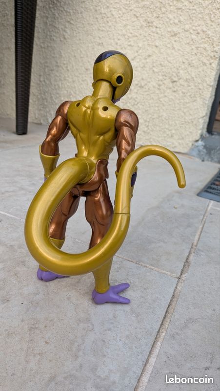 Bandai Dragon Ball Golden Freezer Limit Breaker 30cm au meilleur prix sur