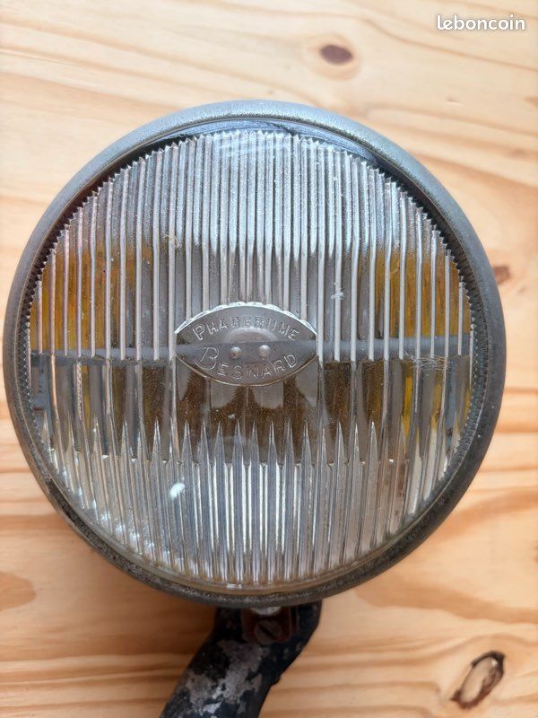 Phare antibrouillard ancien Besnard Pharbrume — Voiture de collection / Traction (image 2)