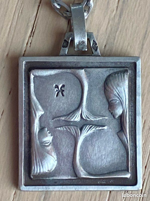 Pendentif Vierge En Argent Rhodié Vintage - Jamais Porté - Médaille Astrologique