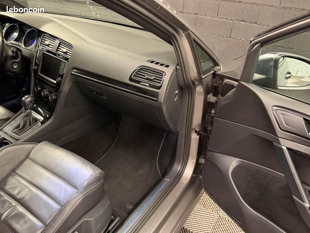 VOLKSWAGEN GOLF 2.0 16V TSI BlueMotion - 300 - BV DSG 6 VII BERLINE R 4Motion PHASE 1 (image 38)