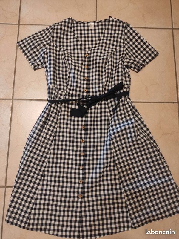 Lot vêtements femme taille 46/48 (image 2)