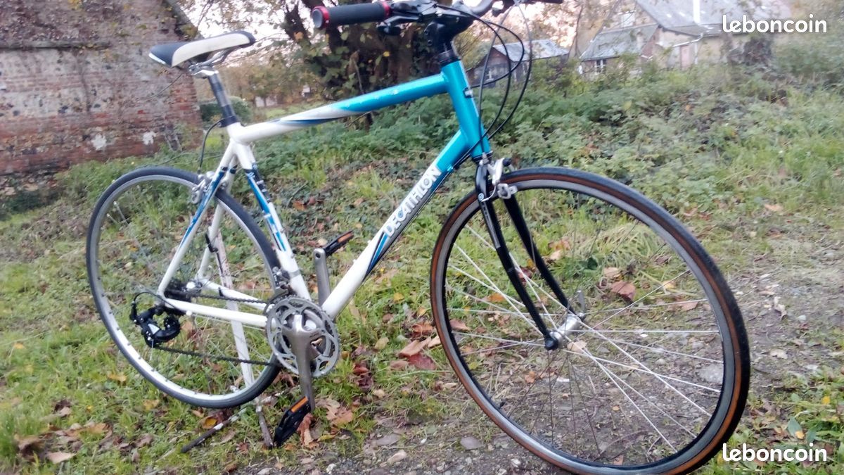 Vélo de loisirs Decathlon Sport 7.2 en aluminium, idéal pour les balades sur route. - Type de vélo : Vélo de loisirs - (image 14)