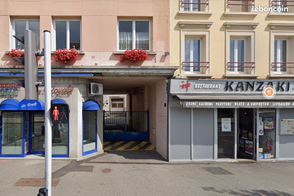 Place de Parking / Garage face à la gare de Belfort · 55 €