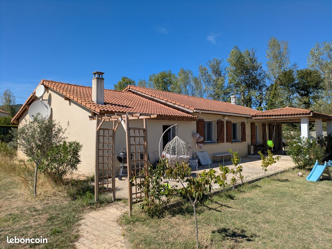 Maison 6 pièces 122 m² · à Peaugres · 122 m² · 280 000 €