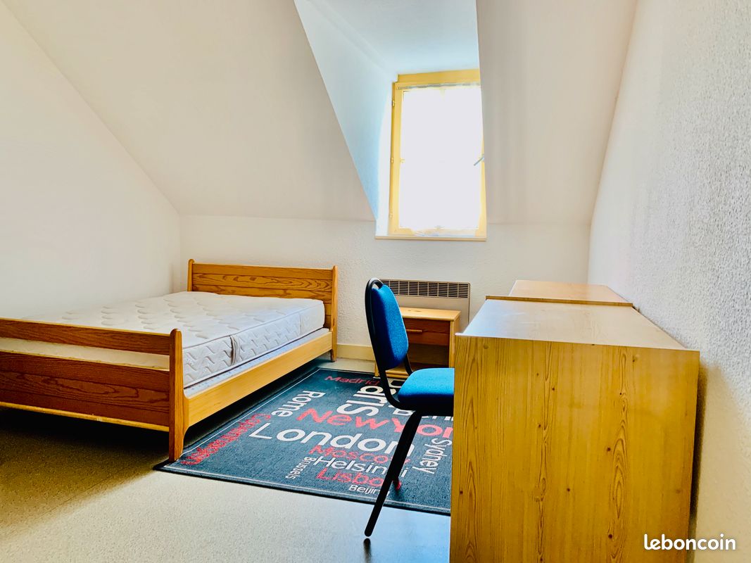 Appartement 1 pièce 17 m² · à Limoges · 17 m² · 345 €