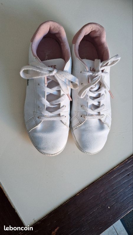 Baskets Lacoste p. 33 fille. TBE (image 3)