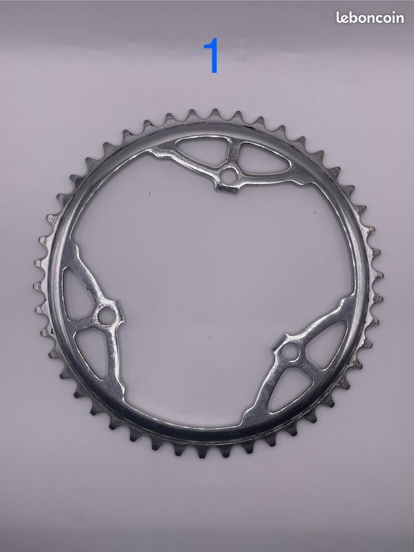 Ces plateaux aux formes étonnantes - Bike Café