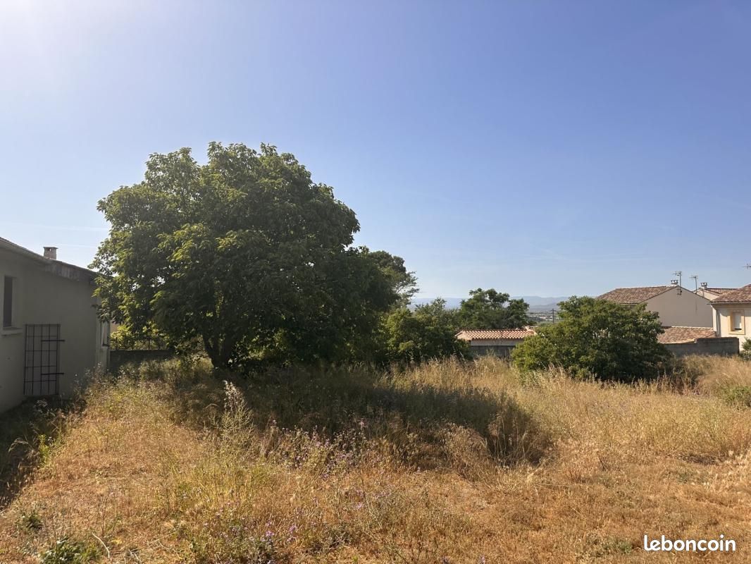 Terrain 700 m² Marcorignan · 109 000 €