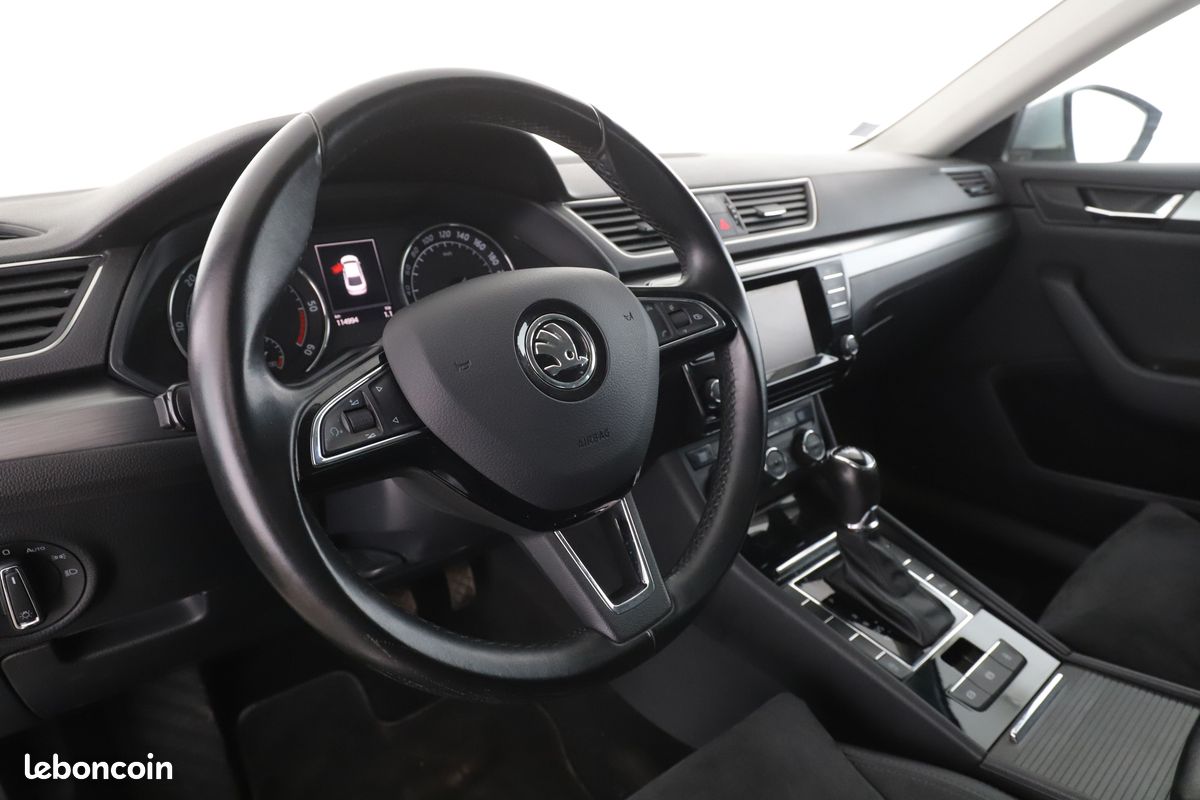 Skoda Superb 2.0 TDI Style DSG 150 ch (image 6)