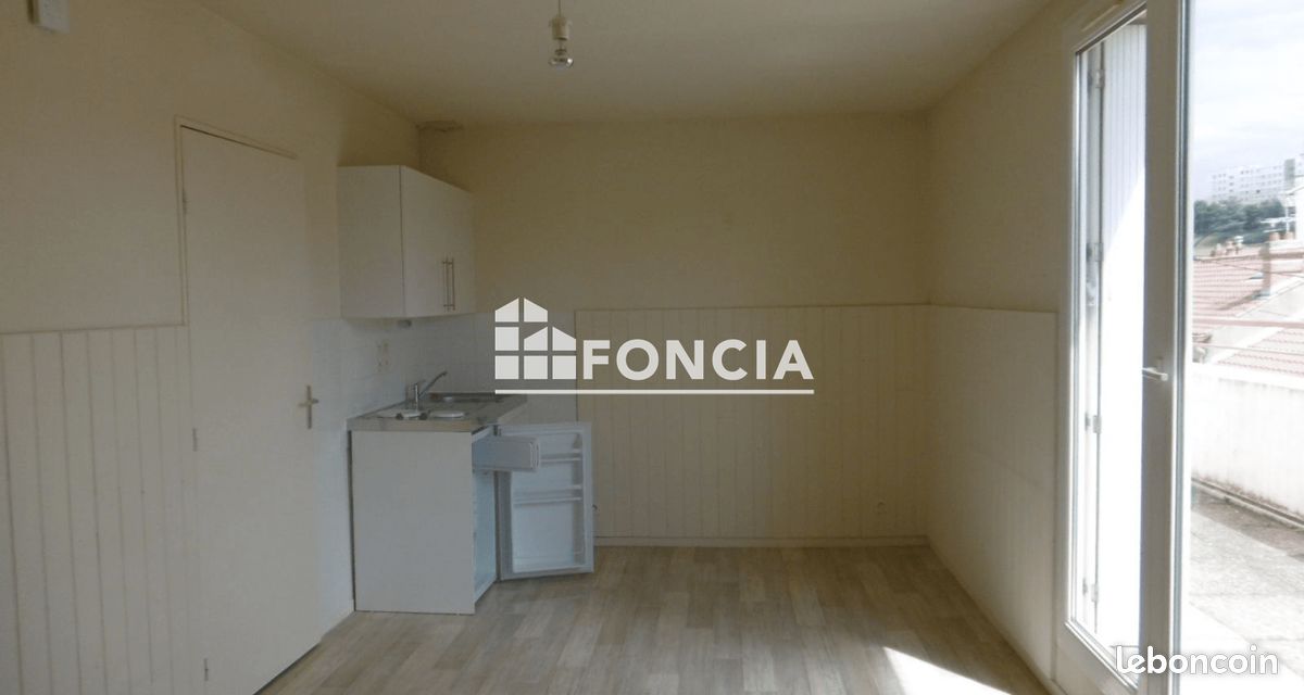 Appartement 1 pièce 25 m² · à Clermont-Ferrand · 25 m² · 450 €/mois
