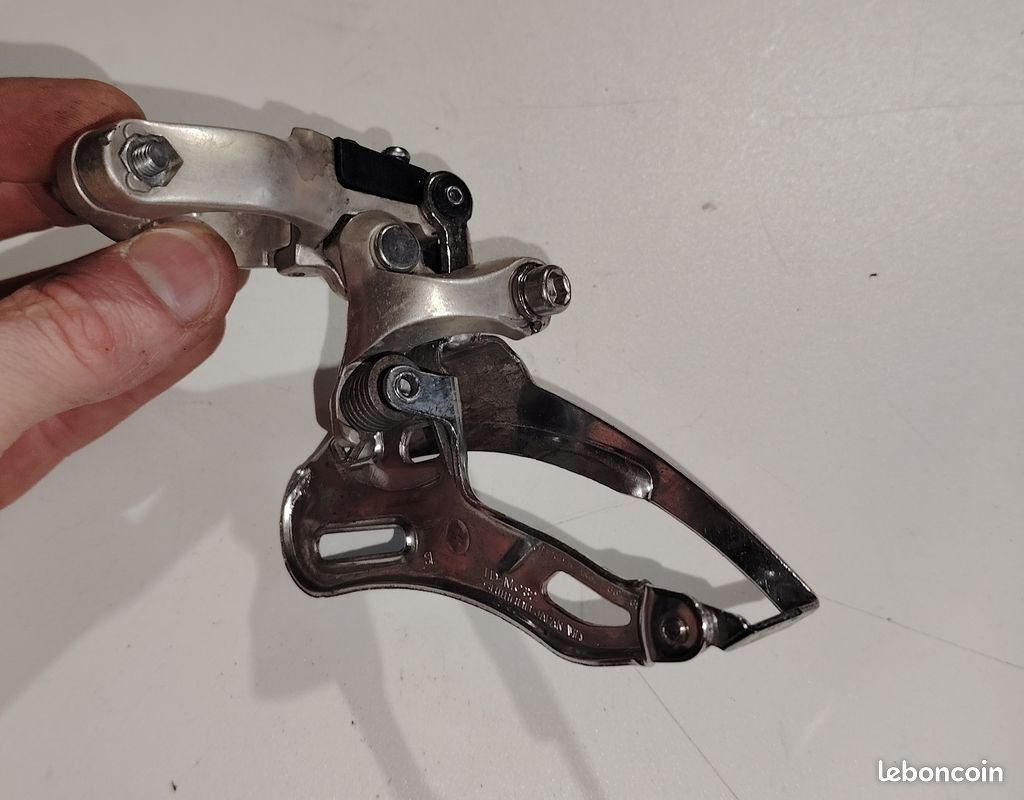 Dérailleur avant Shimano STX im Kanton Genf