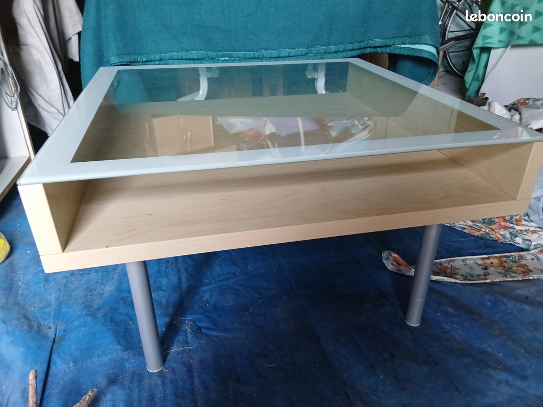 Table basse de salon avec vitrage ( modèle IKEA) (image 2)
