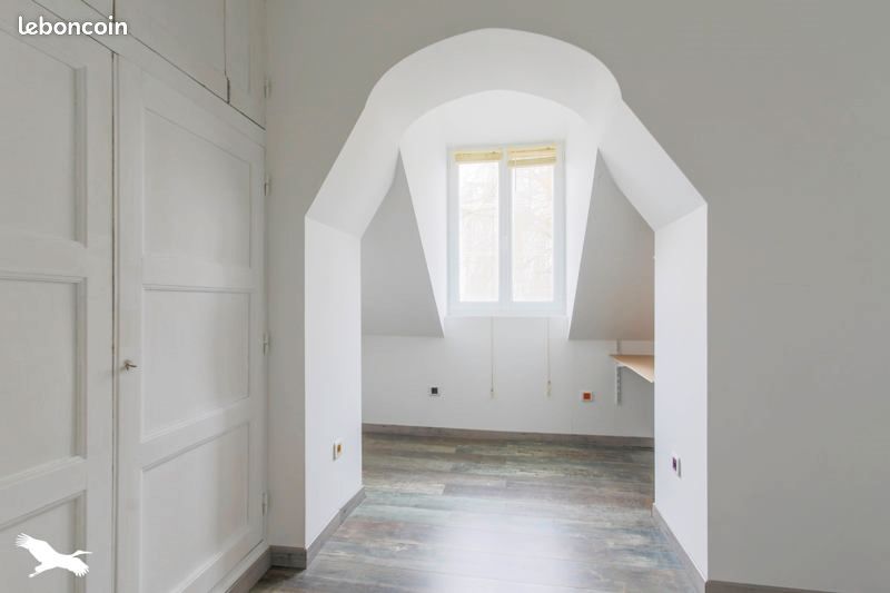 Maison 7 pièces 250 m² (image 2)