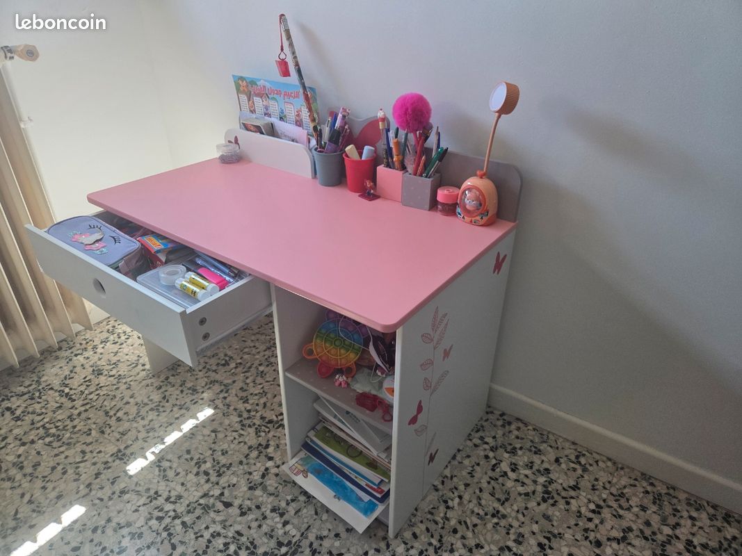 Bureau fille (image 1)