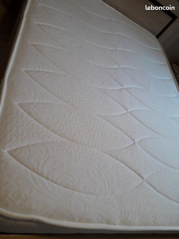 Matelas 2 places 140 x 190 (image 1)