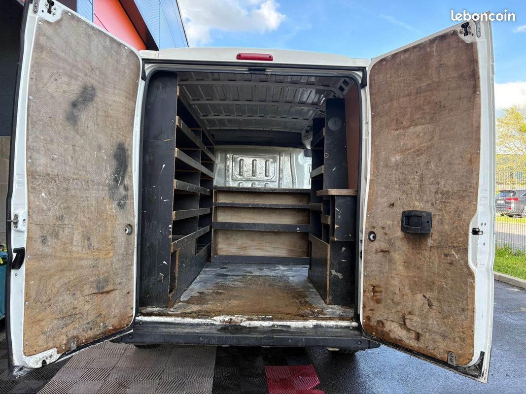 CITROEN JUMPER FOURGON TOLE 35 L3H3 BLUEHDi 140 SS BVM6 CONTROL (image 17)