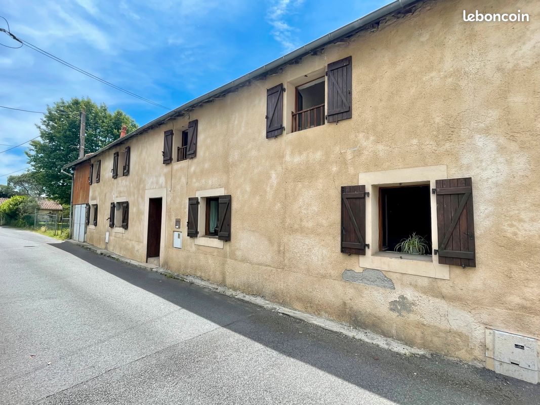 Maison 5 pièces 195 m² · à Vic-en-Bigorre · 195 m² · 144 800 €